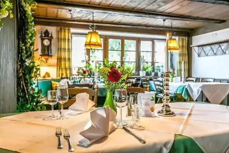 Restaurant Krone & Wellness - - 45