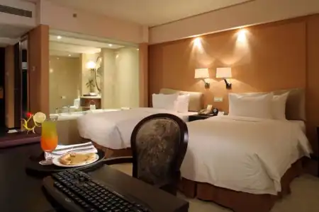 The Lakeview - 3