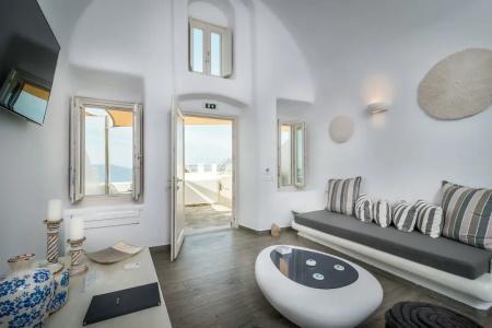 Angel Luxury Suites - 127