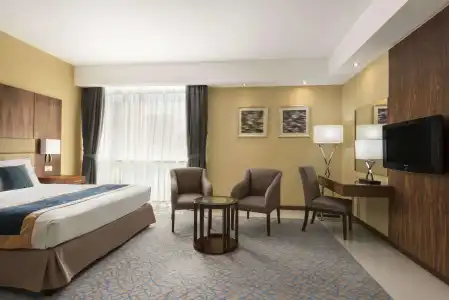 Howard Johnson by Wyndham Abu Dhabi - 20