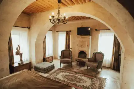 Hu of Cappadocia - 156