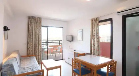 La Caseta Apartments - 35