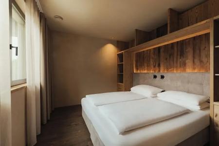 Waldrast - Forestside Living - 3