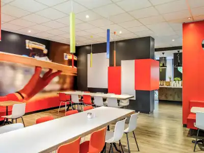 ibis Frankfurt Airport - 18