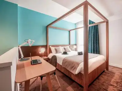 ibis Styles La Rochelle Centre Vieux Port - 77
