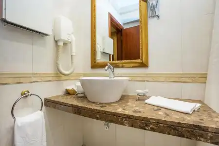 Romance & Family Suites - 77