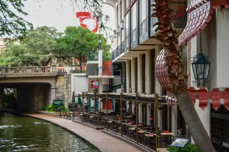 Hilton Palacio Del Rio - 39