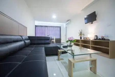 The Greenery Central Suites - 44