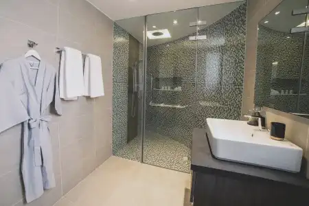 Absolute Twin Sands Resort & Spa - 9