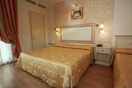 Viktoria Palace - 52