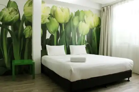 V Garden - 67