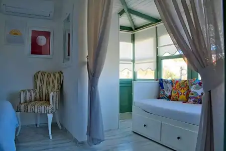 Elda Alacati - 63
