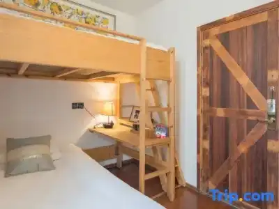 Yuequ yunshang Guesthouse - 8