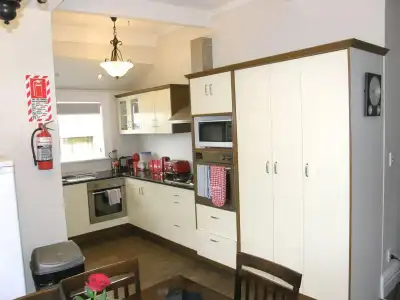 Ponsonby Manor - 16