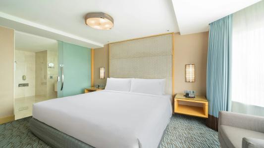 Holiday Inn BANGKOK SILOM by IHG - 49