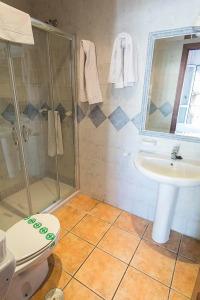 Hostal Marissal by Dorobe - 36