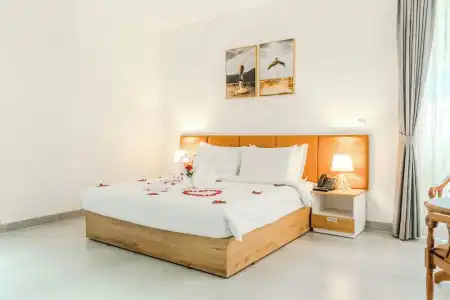 Sea Breeze Resort - 322