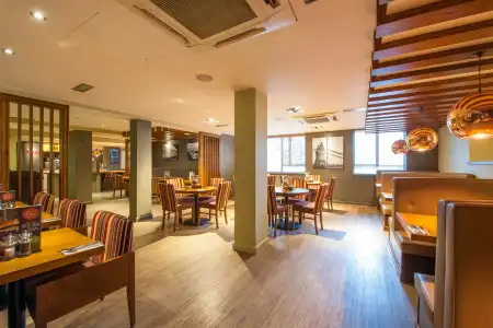 Premier Inn London Hammersmith - 26