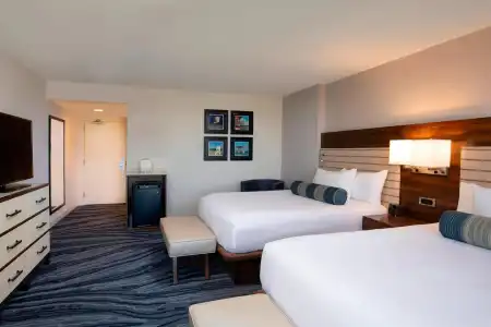Courtyard by Marriott Key Largo - 2