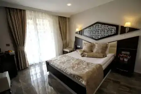 Venus Suite - 21