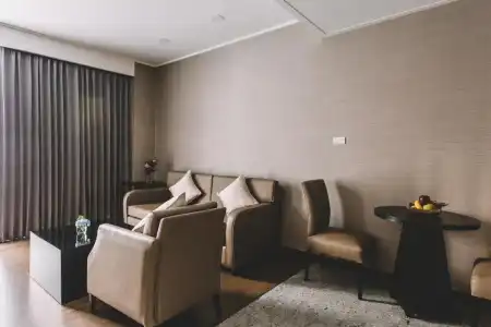 Adelphi Suites Bangkok - 100