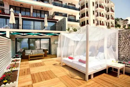 Nur Beach - 108