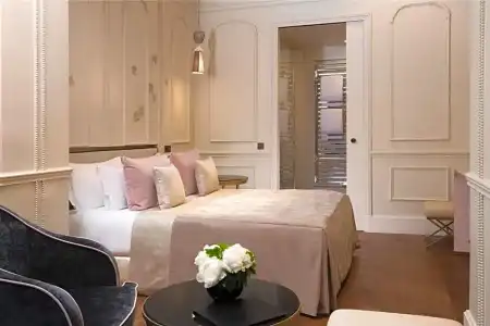 Le Narcisse Blanc & Spa - 84