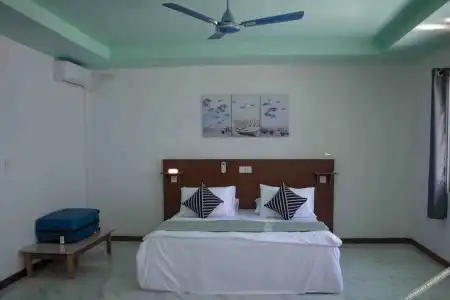Clouds Beach Retreat Laamu - 4
