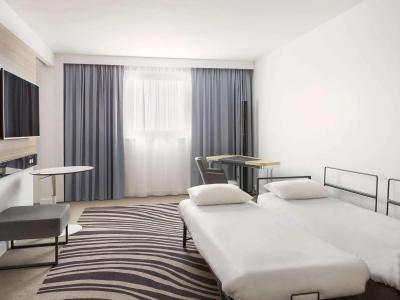 Novotel Paris Charles-De-Gaulle Airport - 2