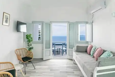 Phaos Santorini Suites - 205