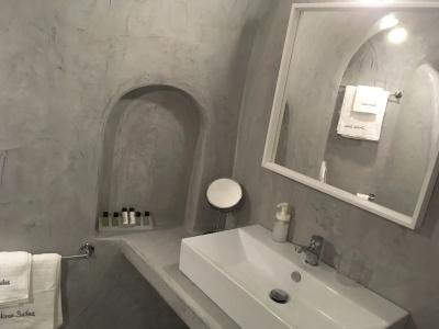 Theodora Suites - 16