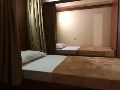 The Bridge Hostel - 0