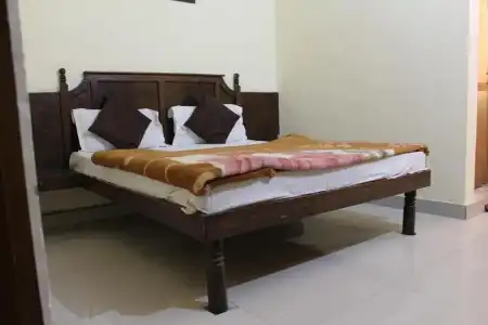 Raghuraj Palace - 31