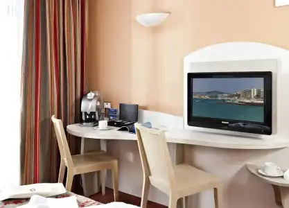Best Western Astoria - 128