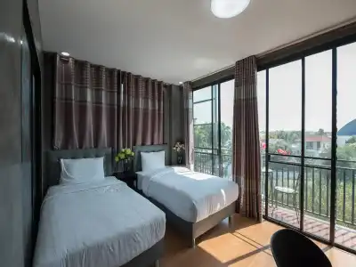 5 Chang Palace - 1