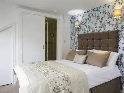 Primrose Guest House - 68