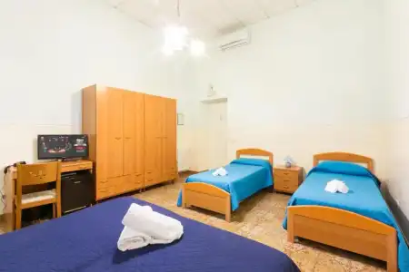 Sisters Hostel - 70