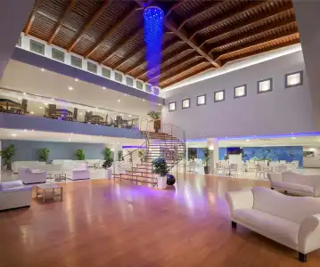 Oceanis Beach - 10