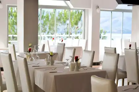 Roseira Beach Resort - 15