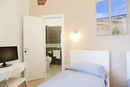 Vic' Street B&B - 7