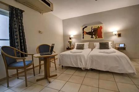 Sliema Chalet - 79