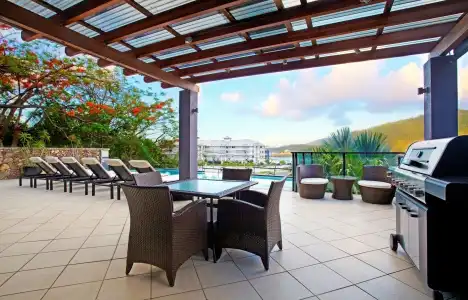at Waterfront Whitsunday Retreat - 10