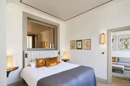 Hôtel de Montesquieu - 119