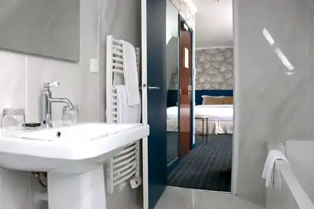 Hôtel Pergolèse Paris Champs Elysées - 88