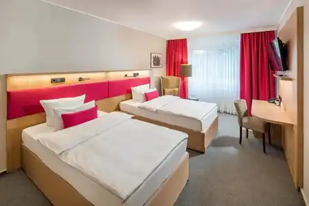 Best Western Windorf - 81