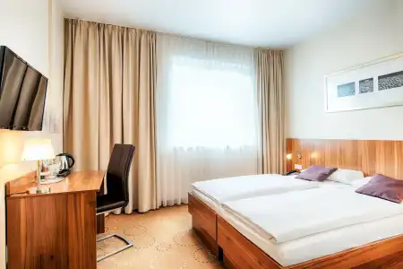 B&B Berlin City-Ost - 5