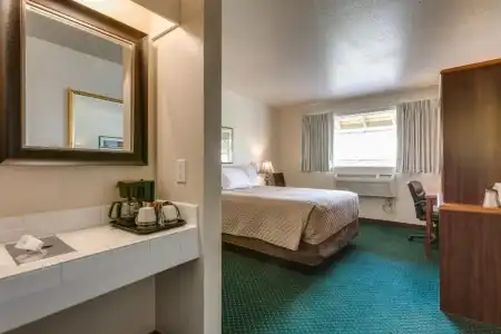 Coachman Inn - 28