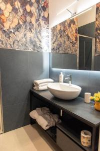 Adelaide Suite Dreams - 20