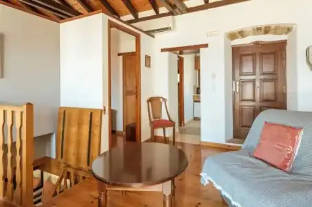 Goulas Traditional Guesthouse - 38