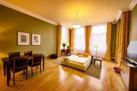 Louisa's Place - 139